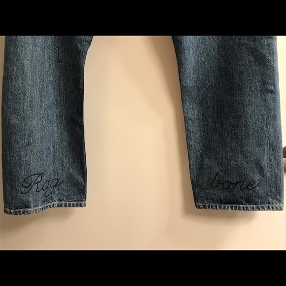 Distressed - Picture 4 of 5